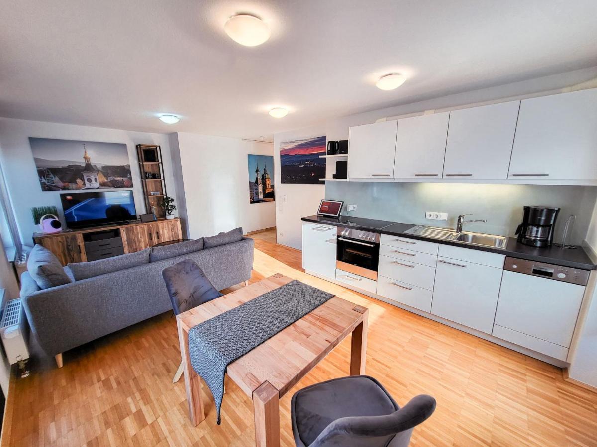 Zentrale Ferienwohnung In Aalen City Mit 4-Sternen Buitenkant foto