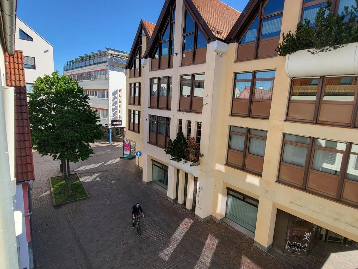 Zentrale Ferienwohnung In Aalen City Mit 4-Sternen Buitenkant foto